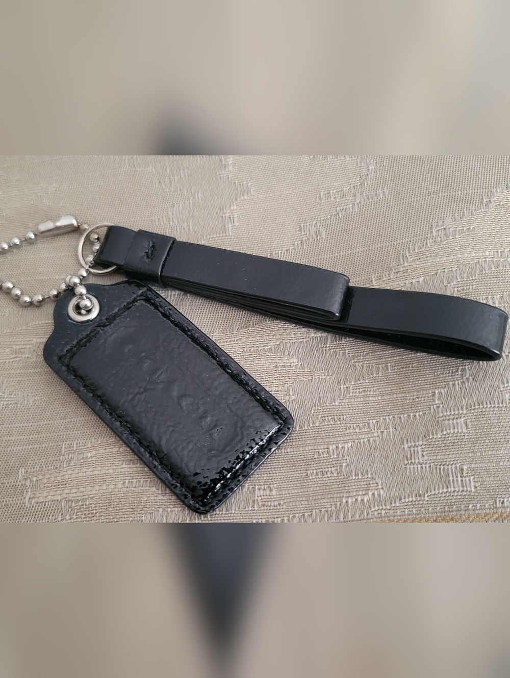 New Coach Shiny Black Hangtag Set